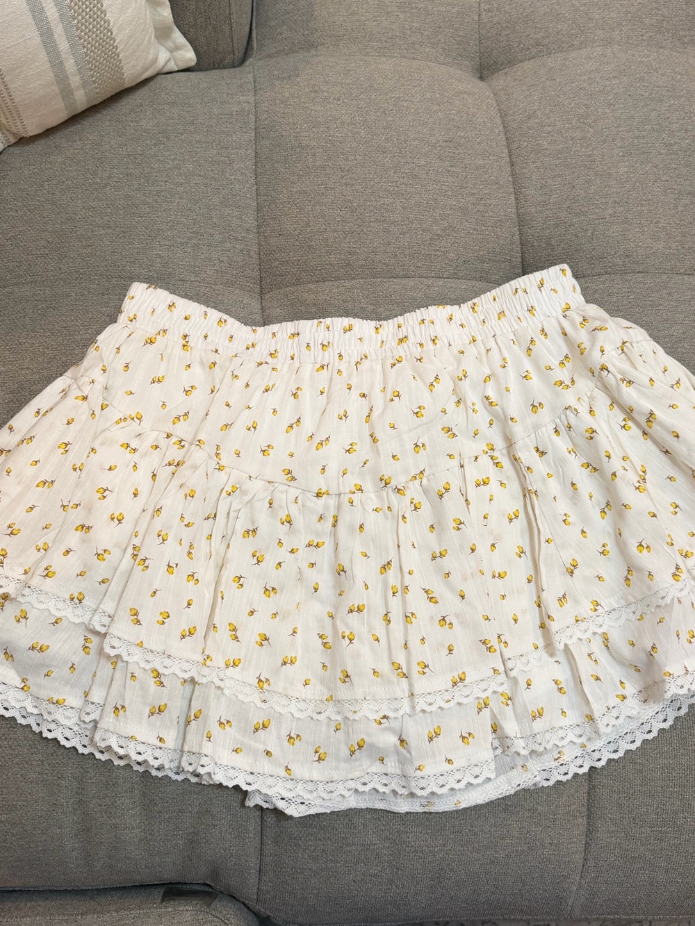 White Tiered Floral Skirt w/shorts